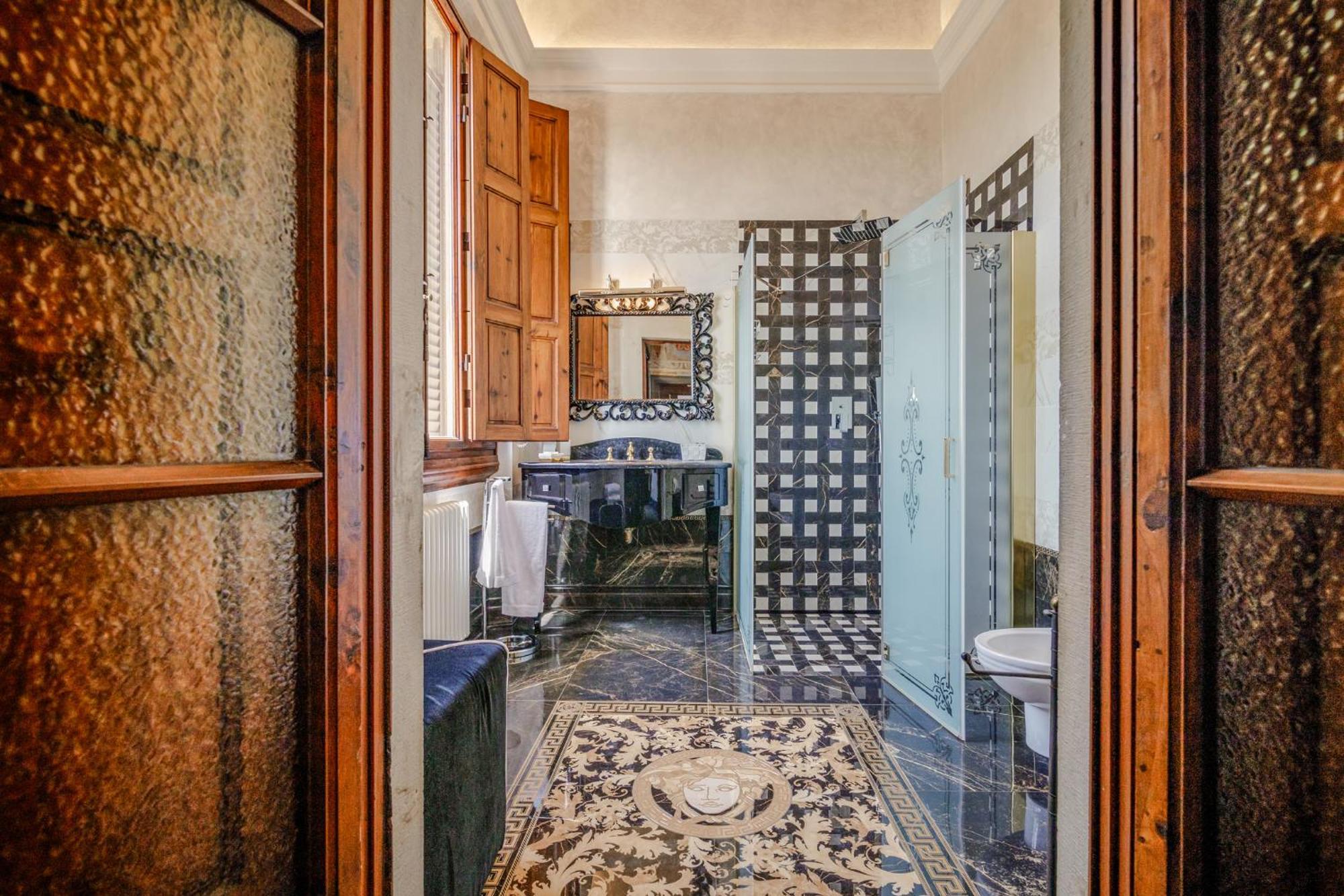 Villa Lecchi Hotel Wellness Colle di Val d'Elsa Buitenkant foto