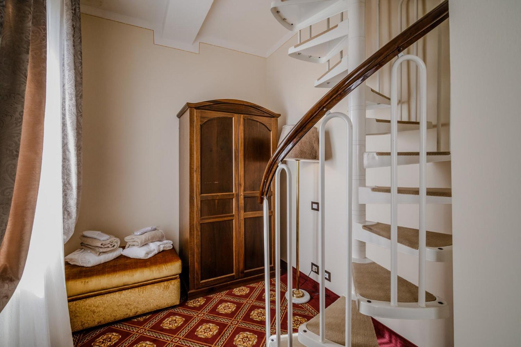 Villa Lecchi Hotel Wellness Colle di Val d'Elsa Buitenkant foto