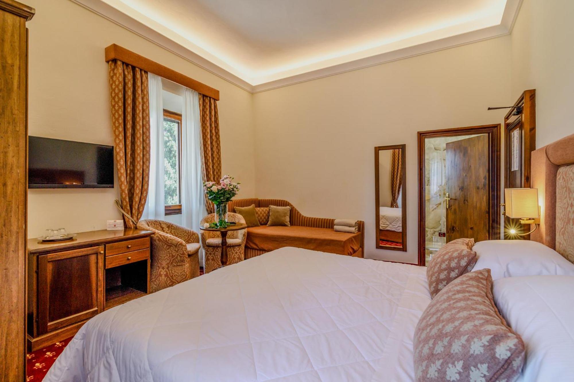 Villa Lecchi Hotel Wellness Colle di Val d'Elsa Buitenkant foto
